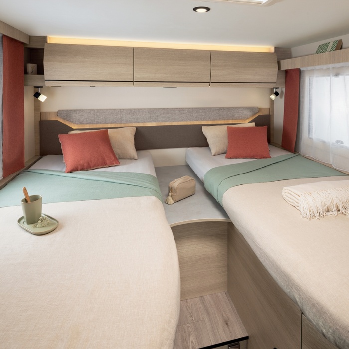 Camping-car RAPIDO 666F