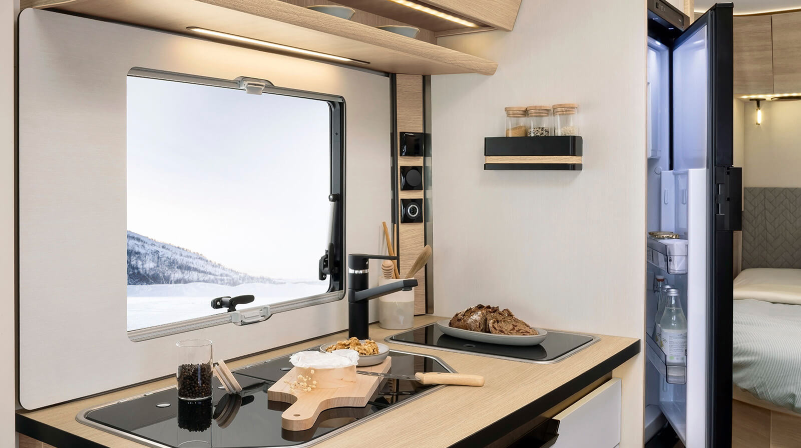 PHOTOS INTÉRIEURES RAPIDO Camping-car 850F